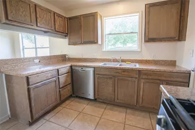 4027 Almond Lake Drive, Houston, TX 77047 - Photo 11