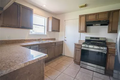 4027 Almond Lake Drive, Houston, TX 77047 - Photo 9