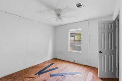 2326 12th Avenue N, Texas City, TX 77590 - Photo 7