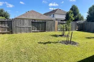 9011 Serena Ln, Humble, TX 77338 - Photo 17