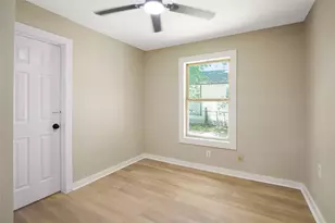 5313 Firnat St, Houston, TX 77016 - Photo 13