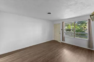 8002 Woodlyn Rd, Houston, TX 77028 - Photo 3