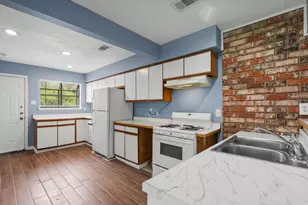 7316 Overton St, Hitchcock, TX 77563 - Photo 7