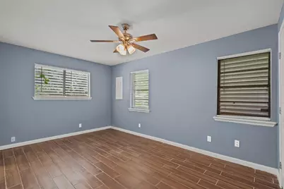 7316 Overton Street, Hitchcock, TX 77563 - Photo 13