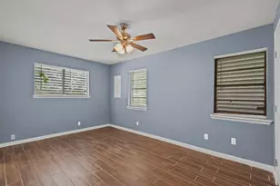 7316 Overton St, Hitchcock, TX 77563 - Photo 13