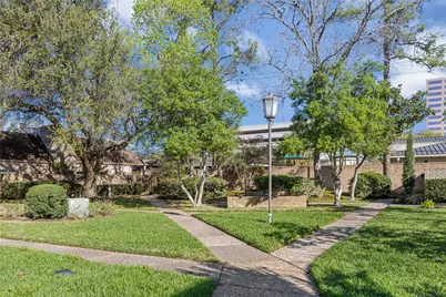 15600 Barkers Landing Road #14, Houston, TX 77079 - Photo 3