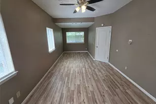 12318 Fetlock Dr, Houston, TX 77065 - Photo 5