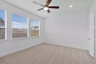 10930 Middle Rdg Dr, Missouri City, TX 77459 - Photo 25
