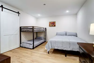 4009 Woodshire Street, Houston, TX 77025 - Photo 13