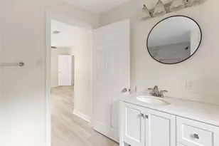 4103 Fuqua St, Bacliff, TX 77518 - Photo 13