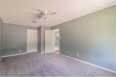 5407 Thrush Drive, Houston, TX 77033 - Photo 5