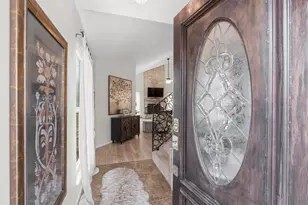 154 April Wind Ct, Conroe, TX 77356 - Photo 3