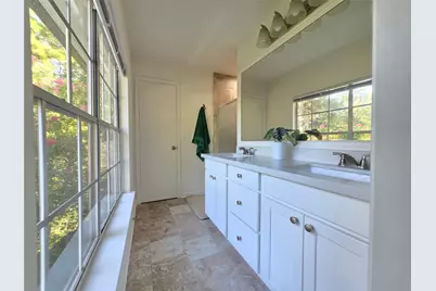 23 Sheep Meadow Place, The Woodlands, TX 77381 - Photo 19