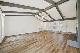 5423 Bent Bough Ln, Houston, TX 77088 - Photo 11