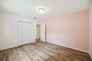 5423 Bent Bough Ln, Houston, TX 77088 - Photo 23