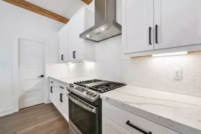 1039 W 24th Street, Houston, TX 77008 - Photo 13