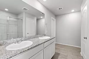 24706 Crimson Pine Dr, Houston, TX 77336 - Photo 11