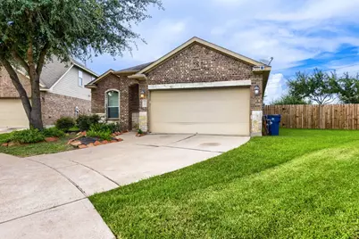 10 Supiro Court, Manvel, TX 77578 - Photo 1