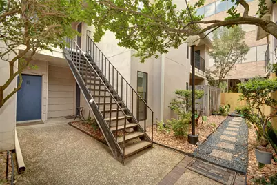 1818 Augusta Drive #11, Houston, TX 77057 - Photo 17