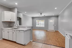 104 Longstreet Rd, Willis, TX 77378 - Photo 15