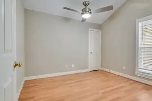 2012 McDuffie St, Houston, TX 77019 - Photo 19