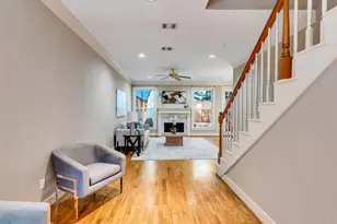 2012 McDuffie St, Houston, TX 77019 - Photo 3