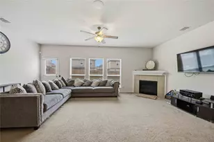 2602 Fawn Mountain Dr, Fresno, TX 77545 - Photo 7