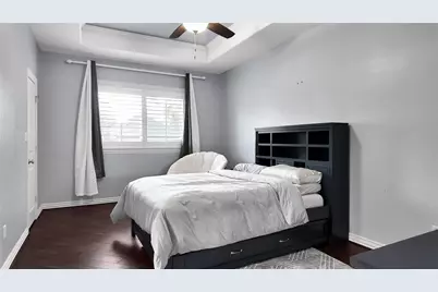 12527 Old Oaks Dr, Houston, TX 77024 - Photo 37