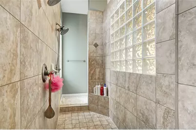 12527 Old Oaks Dr, Houston, TX 77024 - Photo 27