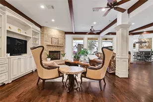 12527 Old Oaks Dr, Houston, TX 77024 - Photo 11