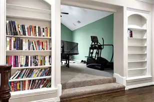 12527 Old Oaks Dr, Houston, TX 77024 - Photo 37