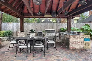 12527 Old Oaks Dr, Houston, TX 77024 - Photo 45