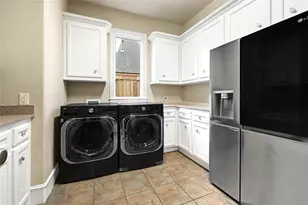 12527 Old Oaks Dr, Houston, TX 77024 - Photo 25