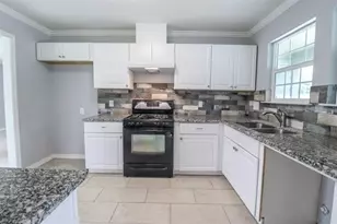 7290 Hurley Dr, Beaumont, TX 77708 - Photo 7