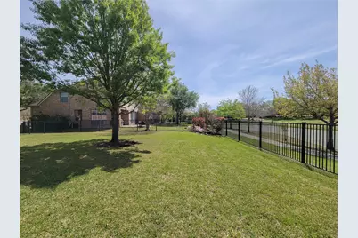 18419 W Morgans Bend Drive, Cypress, TX 77433 - Photo 33