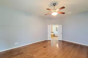 18419 W Morgans Bend Dr, Cypress, TX 77433 - Photo 11