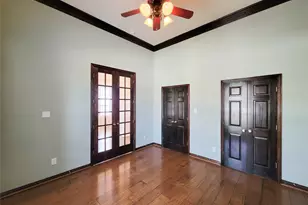 18419 W Morgans Bend Dr, Cypress, TX 77433 - Photo 5