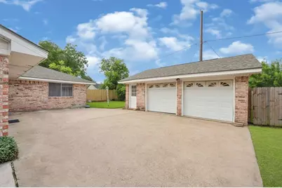 4910 Teton Street, Houston, TX 77033 - Photo 27