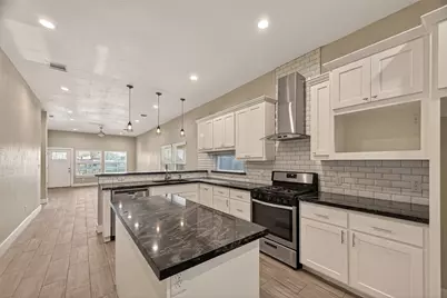 920 Kellogg Street, Houston, TX 77012 - Photo 11