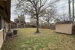 2623 Foxden Dr, Pearland, TX 77584 - Photo 19