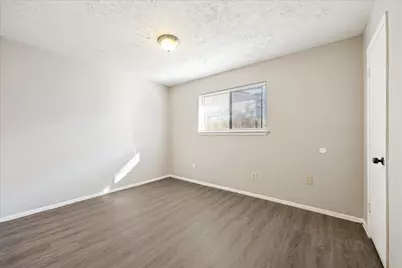 7323 Wovenwood Lane, Houston, TX 77041 - Photo 11