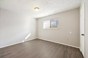 7323 Wovenwood Ln, Houston, TX 77041 - Photo 11