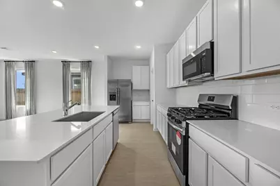 10120 Oakland Hills Drive, Cleveland, TX 77327 - Photo 9