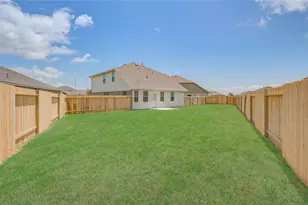 8403 Baywatch Cir, Baytown, TX 77523 - Photo 37