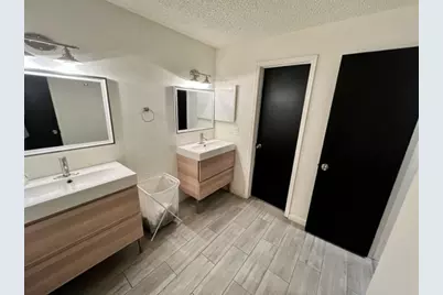 2125 Augusta Drive #1, Houston, TX 77057 - Photo 9