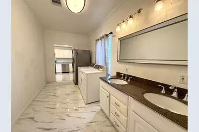 421 Sidney Street #1, Houston, TX 77003 - Photo 17