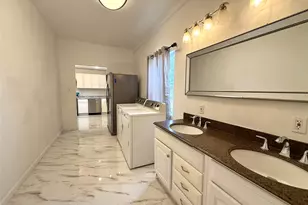 421 Sidney St, Houston, TX 77003 - Photo 17