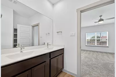 12712 Oxford Gate Drive, Houston, TX 77047 - Photo 23