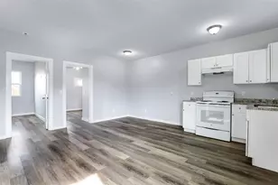 438 S San Joaquin Ave, San Antonio, TX 78237 - Photo 3