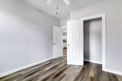 438 S San Joaquin Avenue #1, San Antonio, TX 78237 - Photo 7